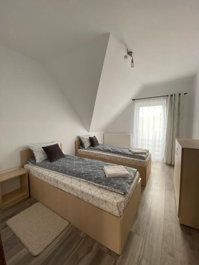 Fenyo Apartman House Ii. オルドヘユ・セクイエスク エクステリア 写真